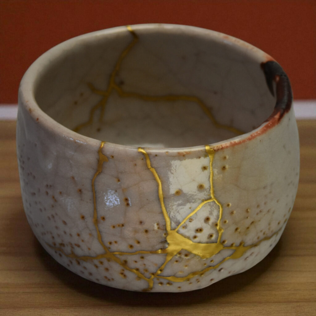 Traditional Kintsugi Shop: Kintsugi By Myriam greff
