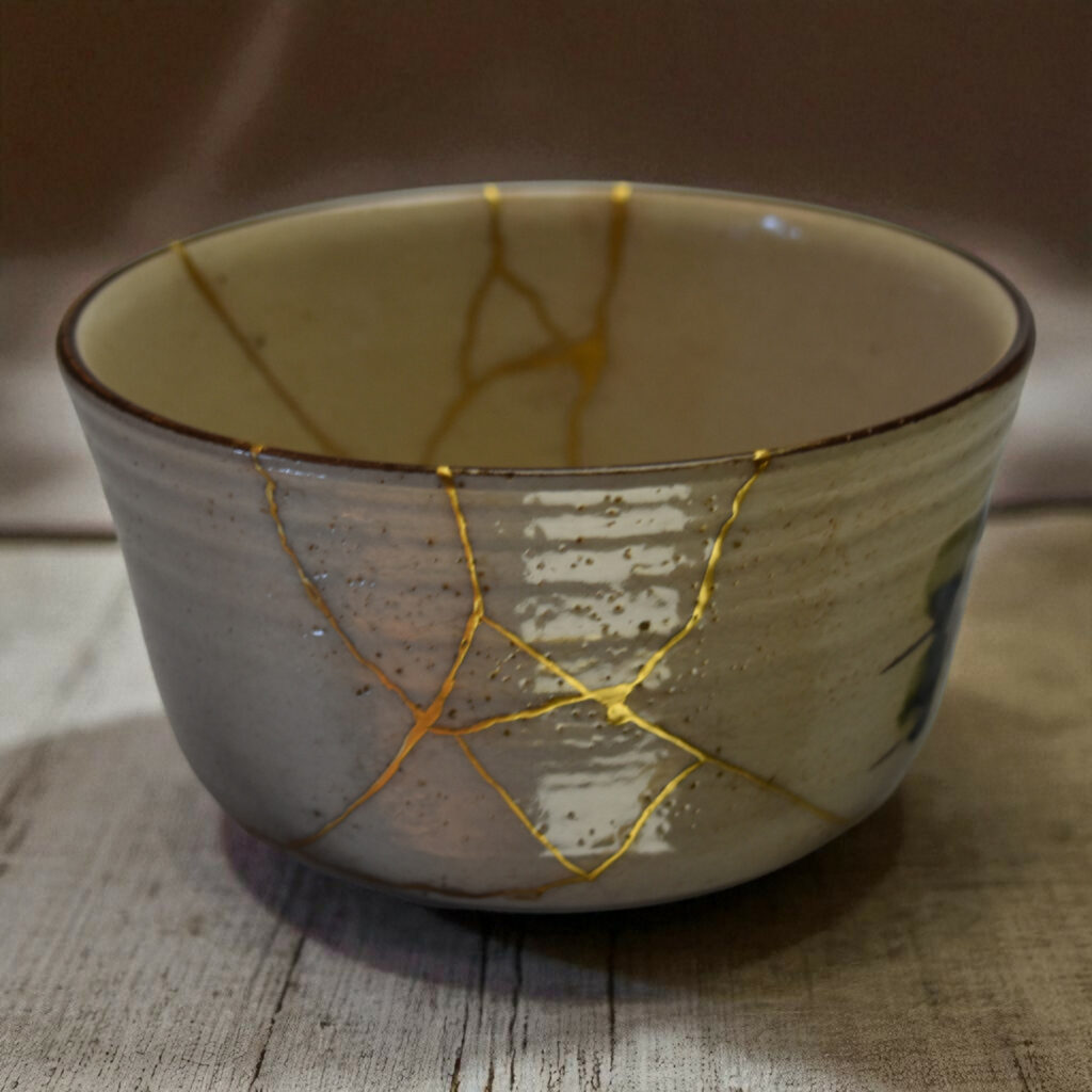 Traditional Kintsugi Shop: Kintsugi By Myriam greff
