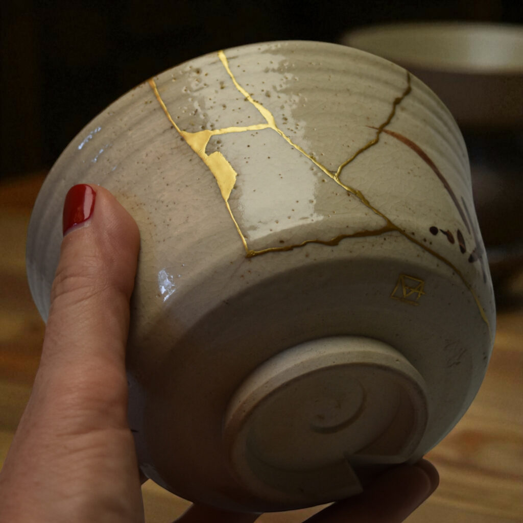 Traditional Kintsugi Shop: Kintsugi By Myriam greff