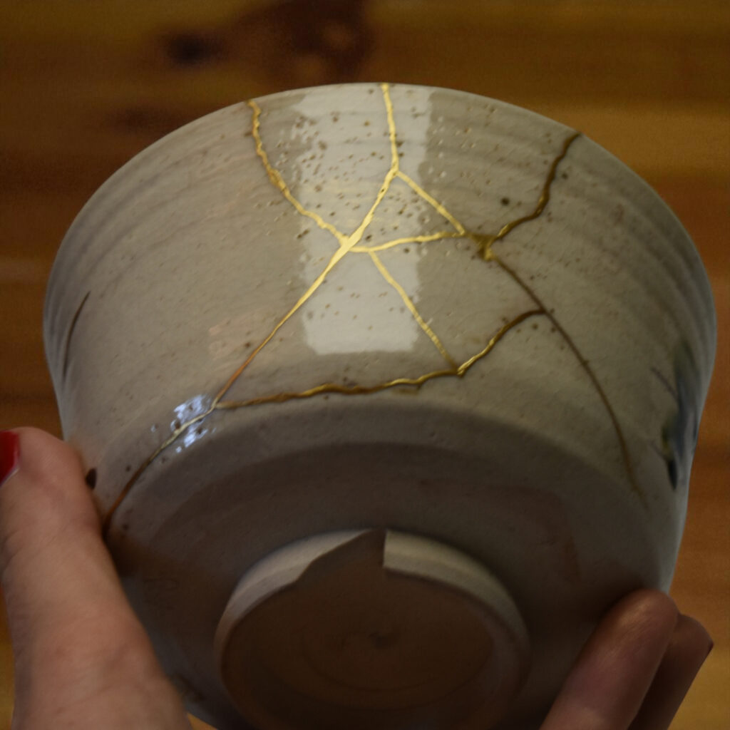 Traditional Kintsugi Shop: Kintsugi By Myriam greff