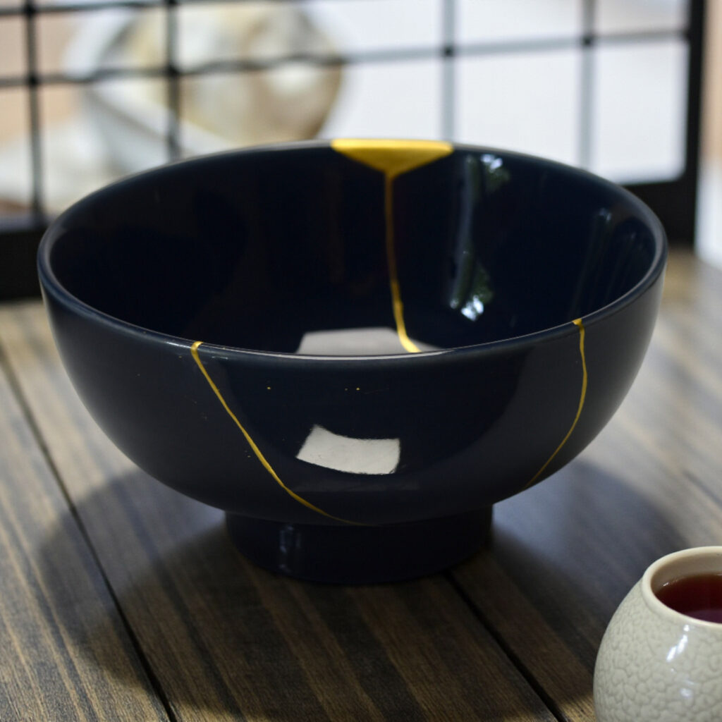 Traditional Kintsugi Shop: Kintsugi By Myriam greff