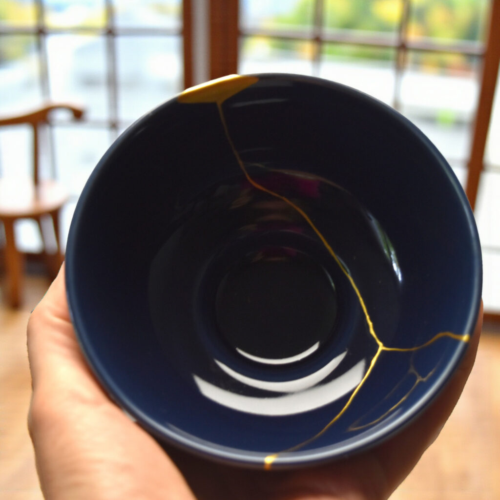 Traditional Kintsugi Shop: Kintsugi By Myriam greff