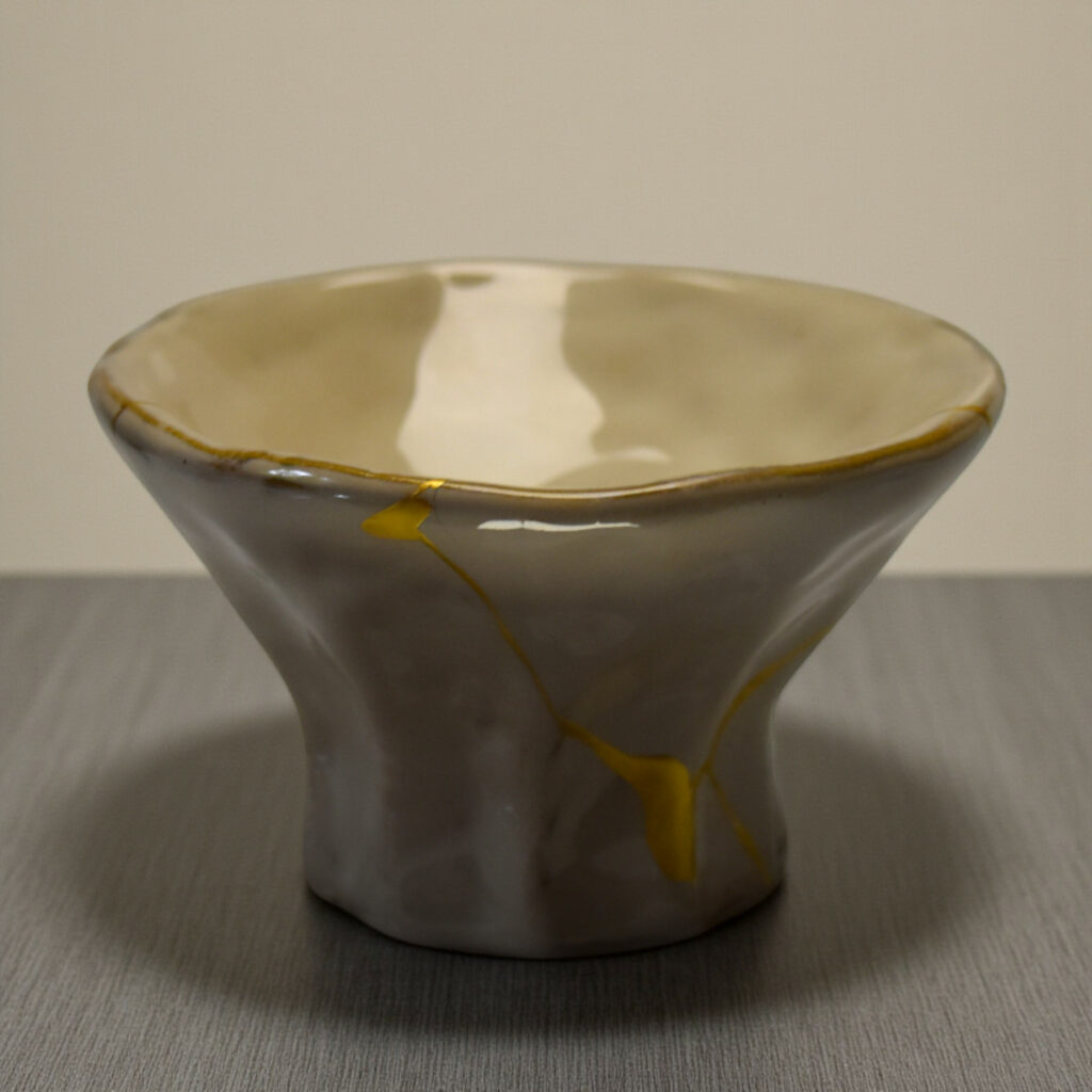 Traditional Kintsugi Shop: Kintsugi By Myriam greff