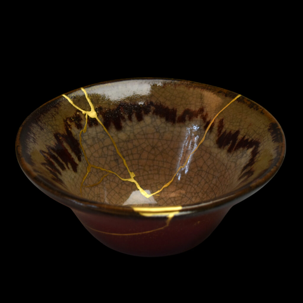Traditional Kintsugi Shop: Kintsugi By Myriam greff