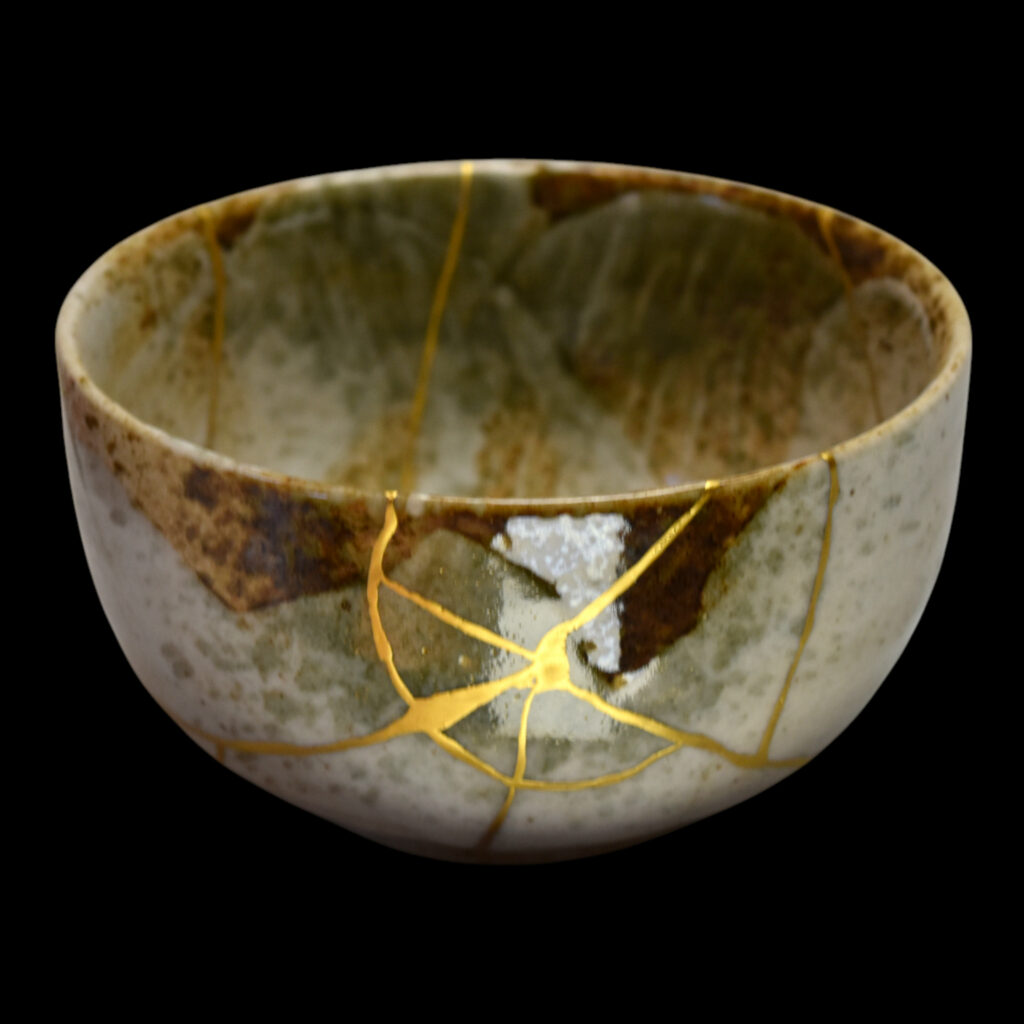 Traditional Kintsugi Shop: Kintsugi By Myriam greff