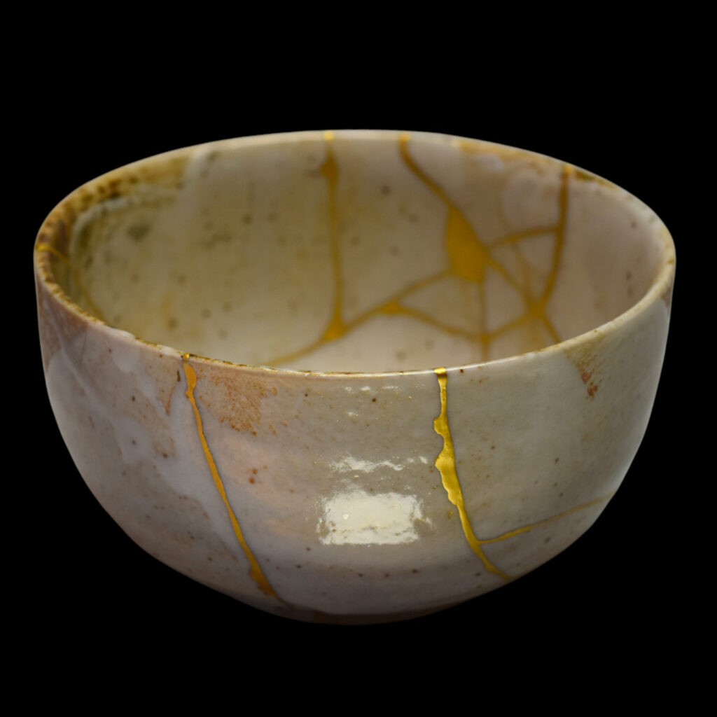 Traditional Kintsugi Shop: Kintsugi By Myriam greff