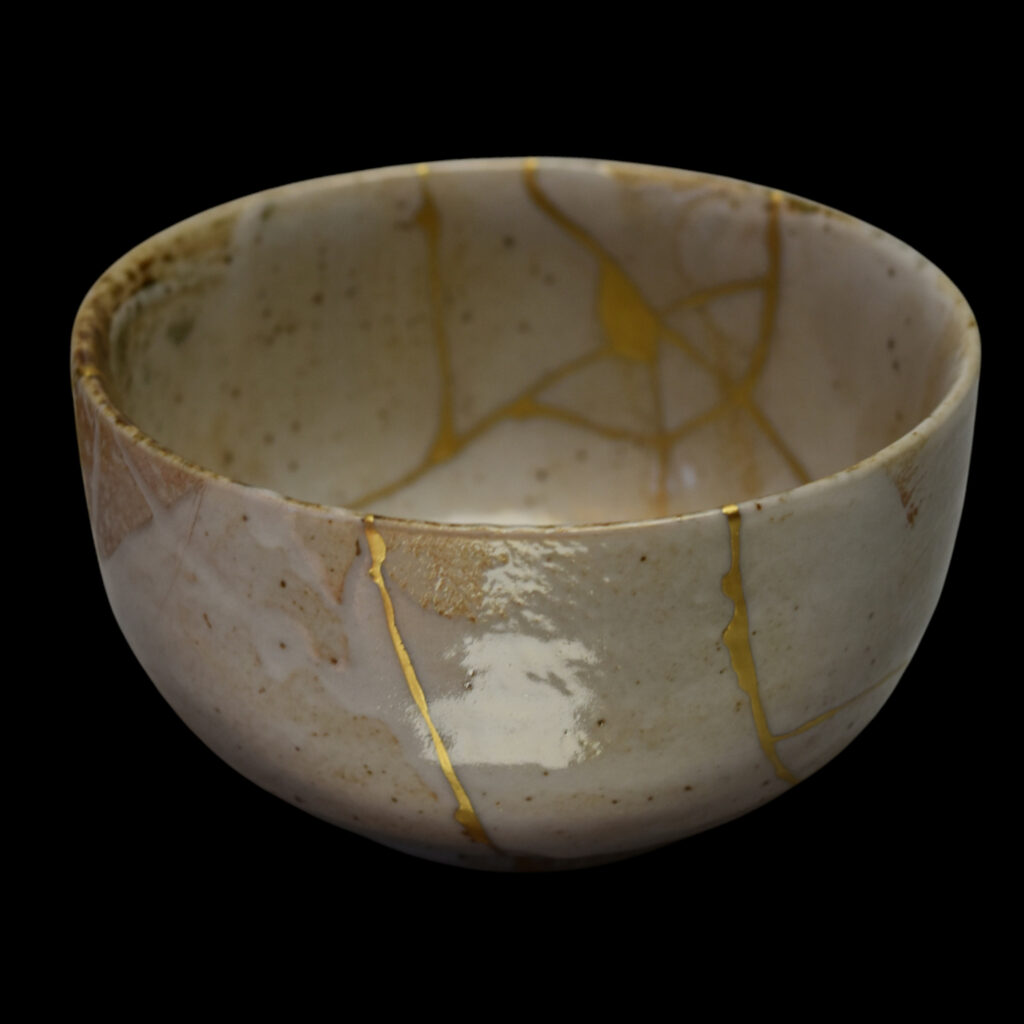 Traditional Kintsugi Shop: Kintsugi By Myriam greff