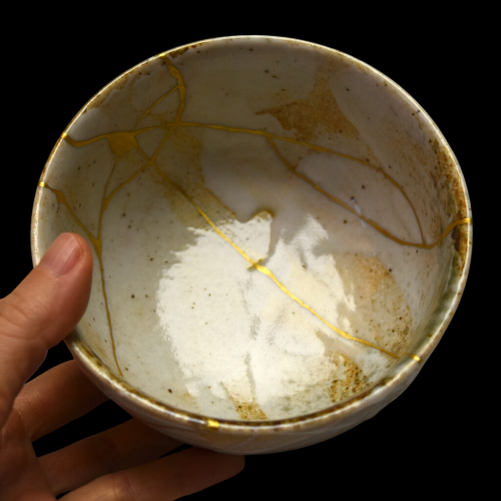 Traditional Kintsugi Shop: Kintsugi By Myriam greff