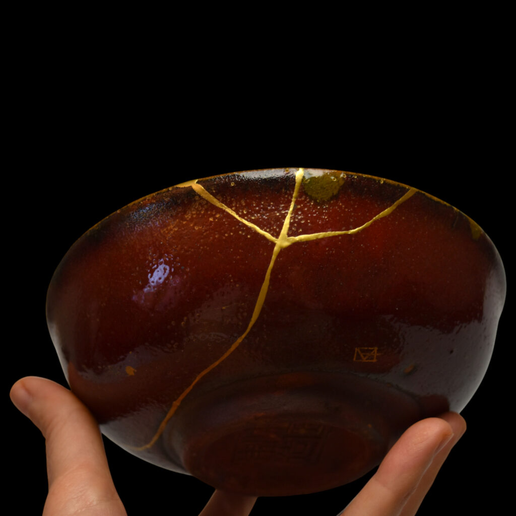 Traditional Kintsugi Shop: Kintsugi By Myriam greff