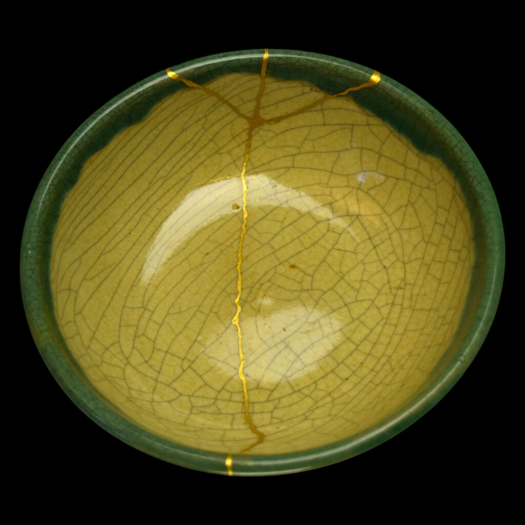 Traditional Kintsugi Shop: Kintsugi By Myriam greff