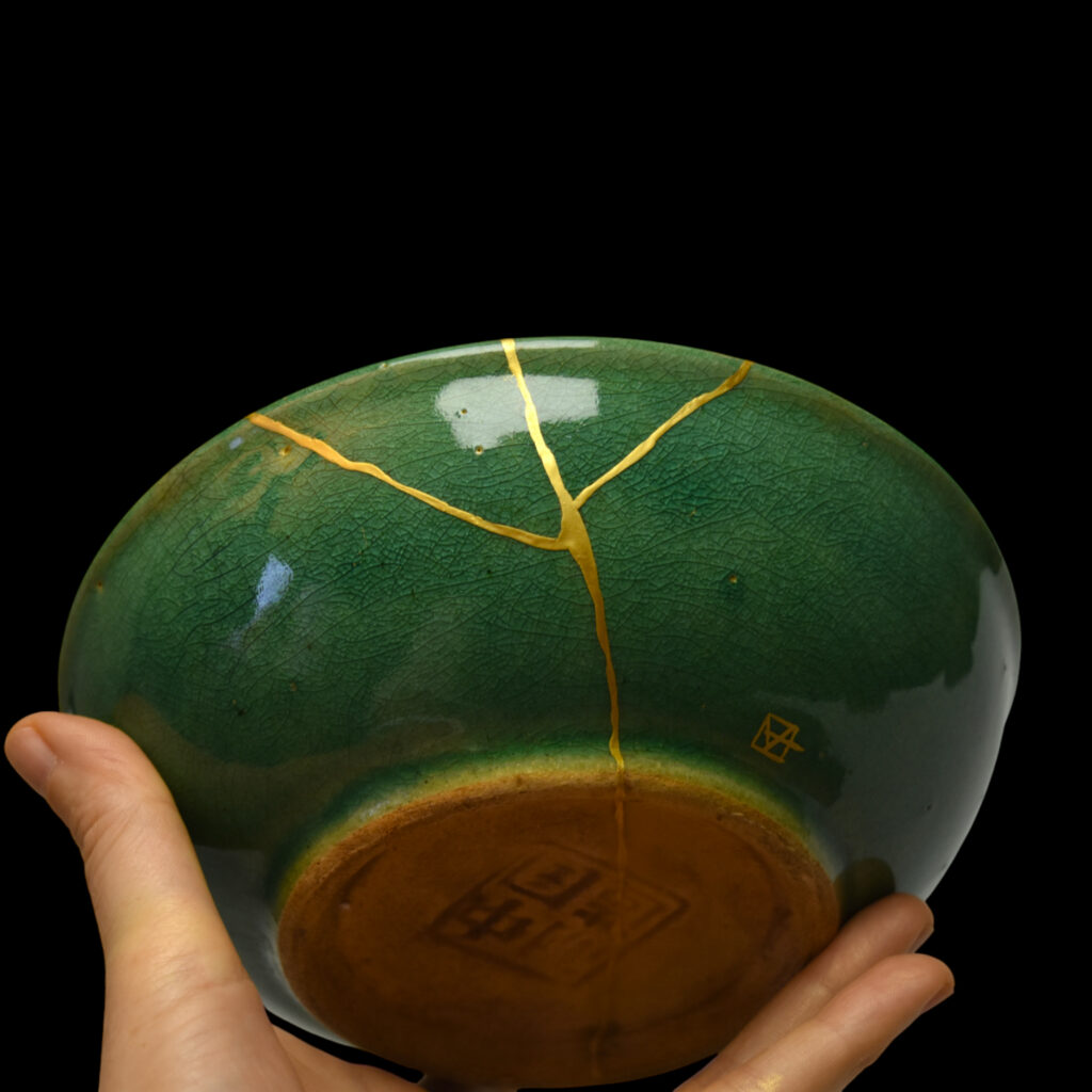 Traditional Kintsugi Shop: Kintsugi By Myriam greff