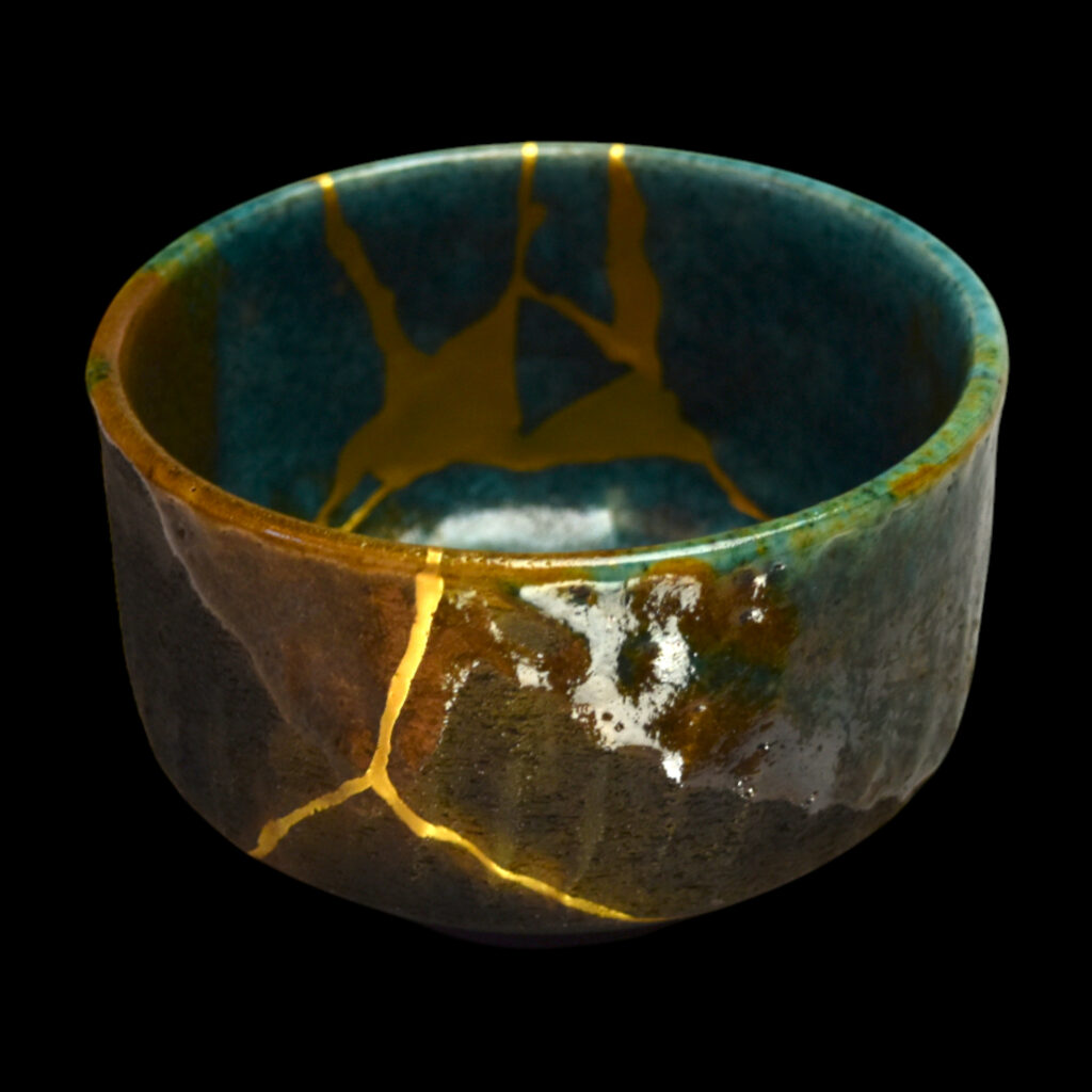 Traditional Kintsugi Shop: Kintsugi By Myriam greff