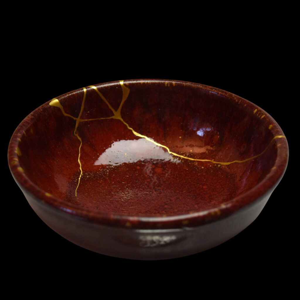 Traditional Kintsugi Shop: Kintsugi By Myriam greff