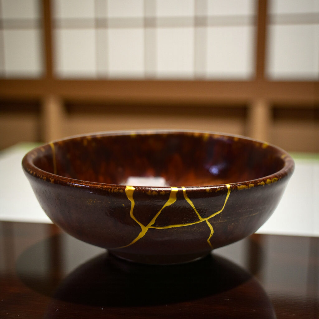 Traditional Kintsugi Shop: Kintsugi By Myriam greff
