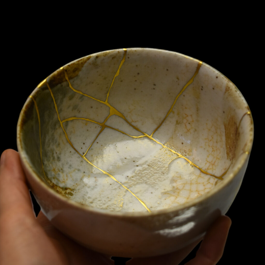 Traditional Kintsugi Shop: Kintsugi By Myriam greff