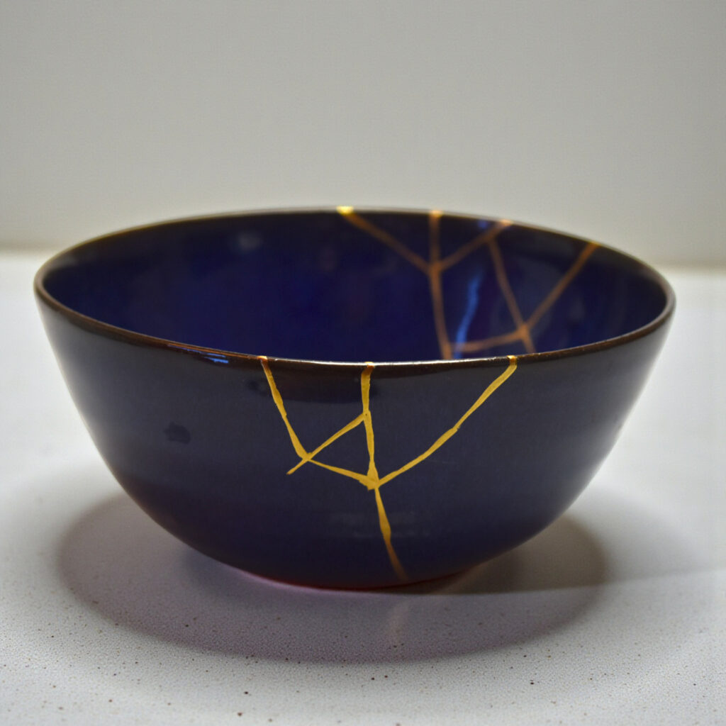 Traditional Kintsugi Shop: Kintsugi By Myriam greff