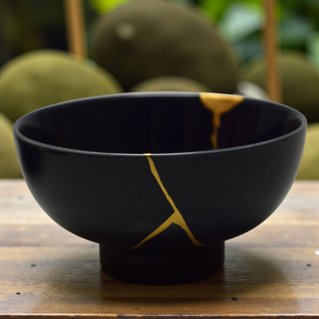 Traditional Kintsugi Shop: Kintsugi By Myriam greff