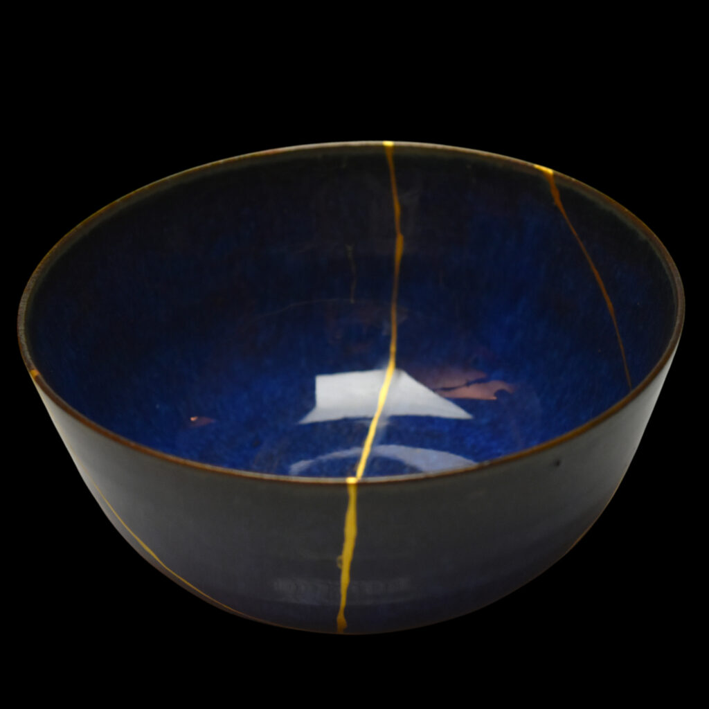 Traditional Kintsugi Shop: Kintsugi By Myriam greff