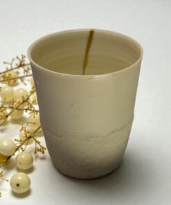 Alternative view of Porcelain cup with kintsugi