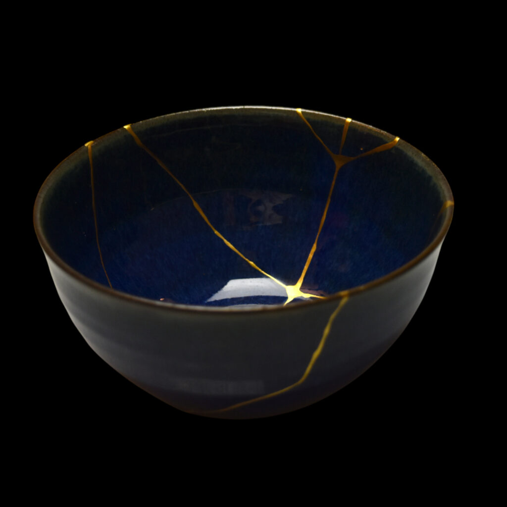 Traditional Kintsugi Shop: Kintsugi By Myriam greff