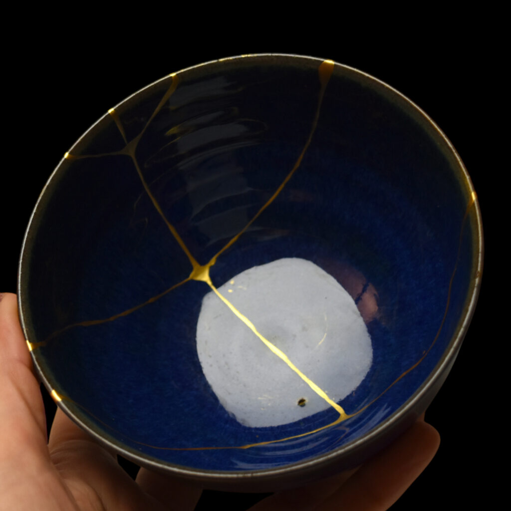 Traditional Kintsugi Shop: Kintsugi By Myriam greff