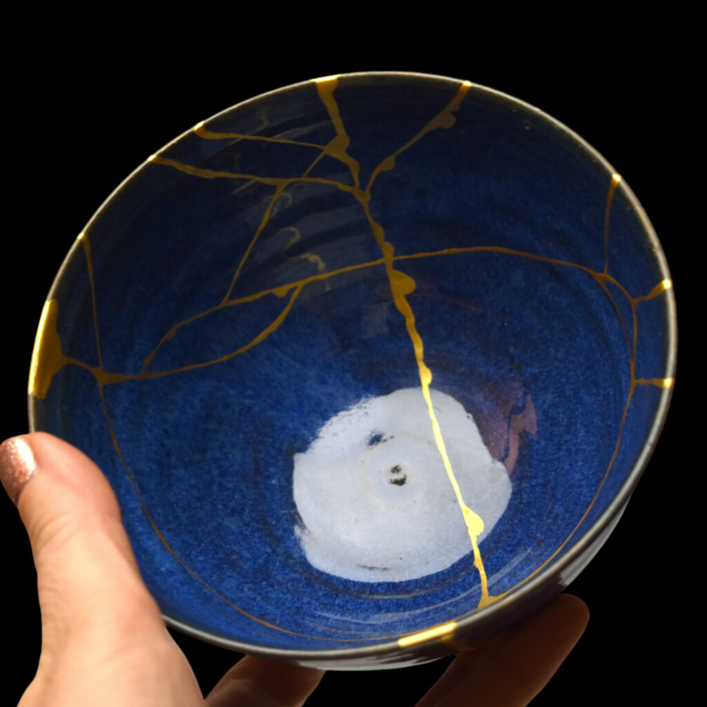 Traditional Kintsugi Shop: Kintsugi By Myriam greff