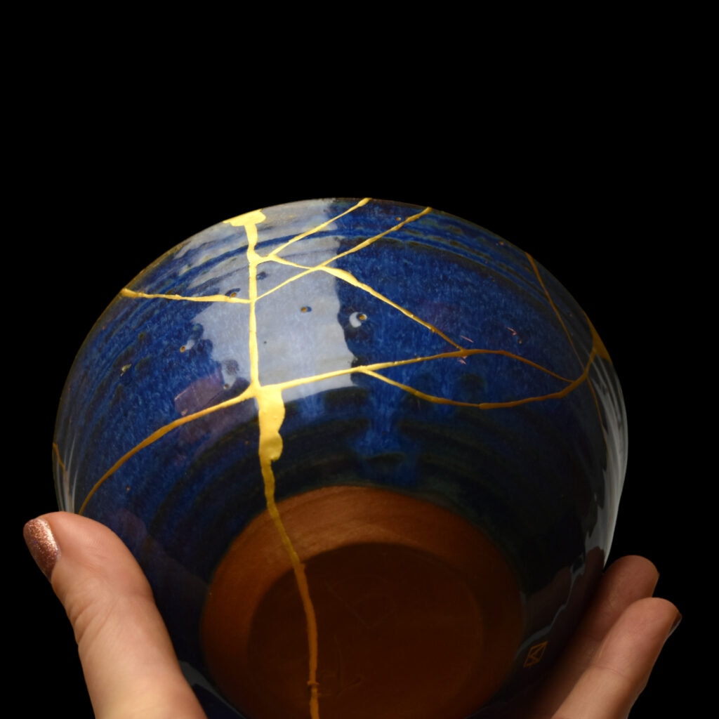 Traditional Kintsugi Shop: Kintsugi By Myriam greff