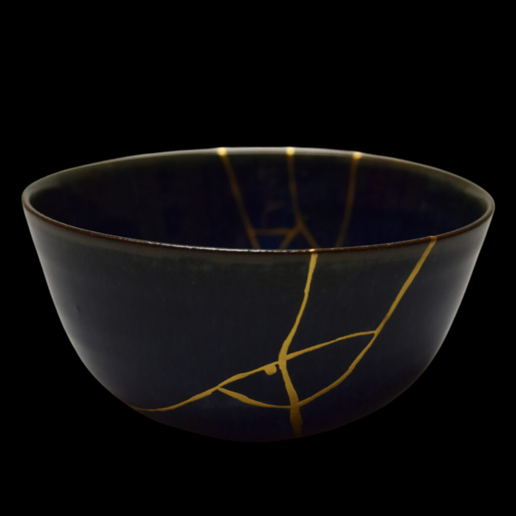 Traditional Kintsugi Shop: Kintsugi By Myriam greff