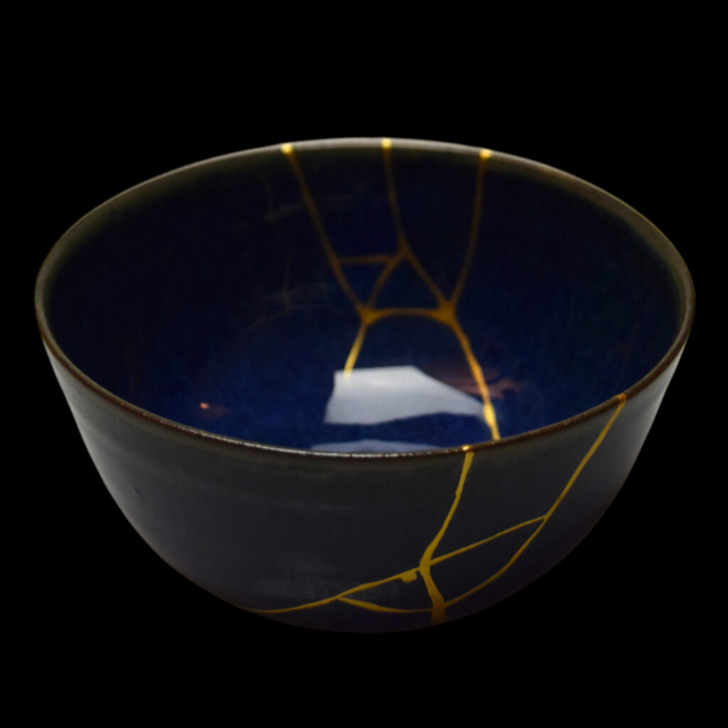 Traditional Kintsugi Shop: Kintsugi By Myriam greff