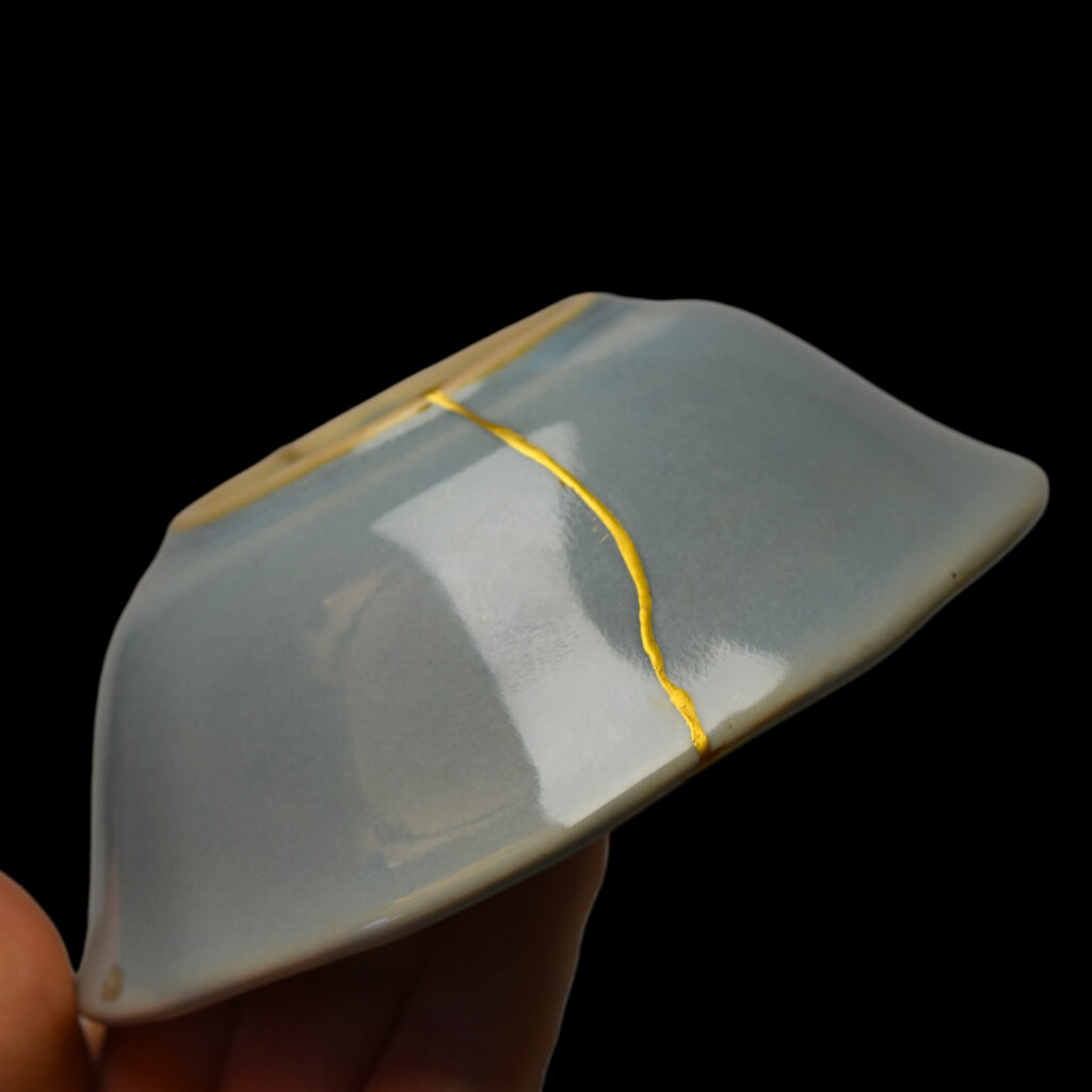 Traditional Kintsugi Shop: Kintsugi By Myriam greff