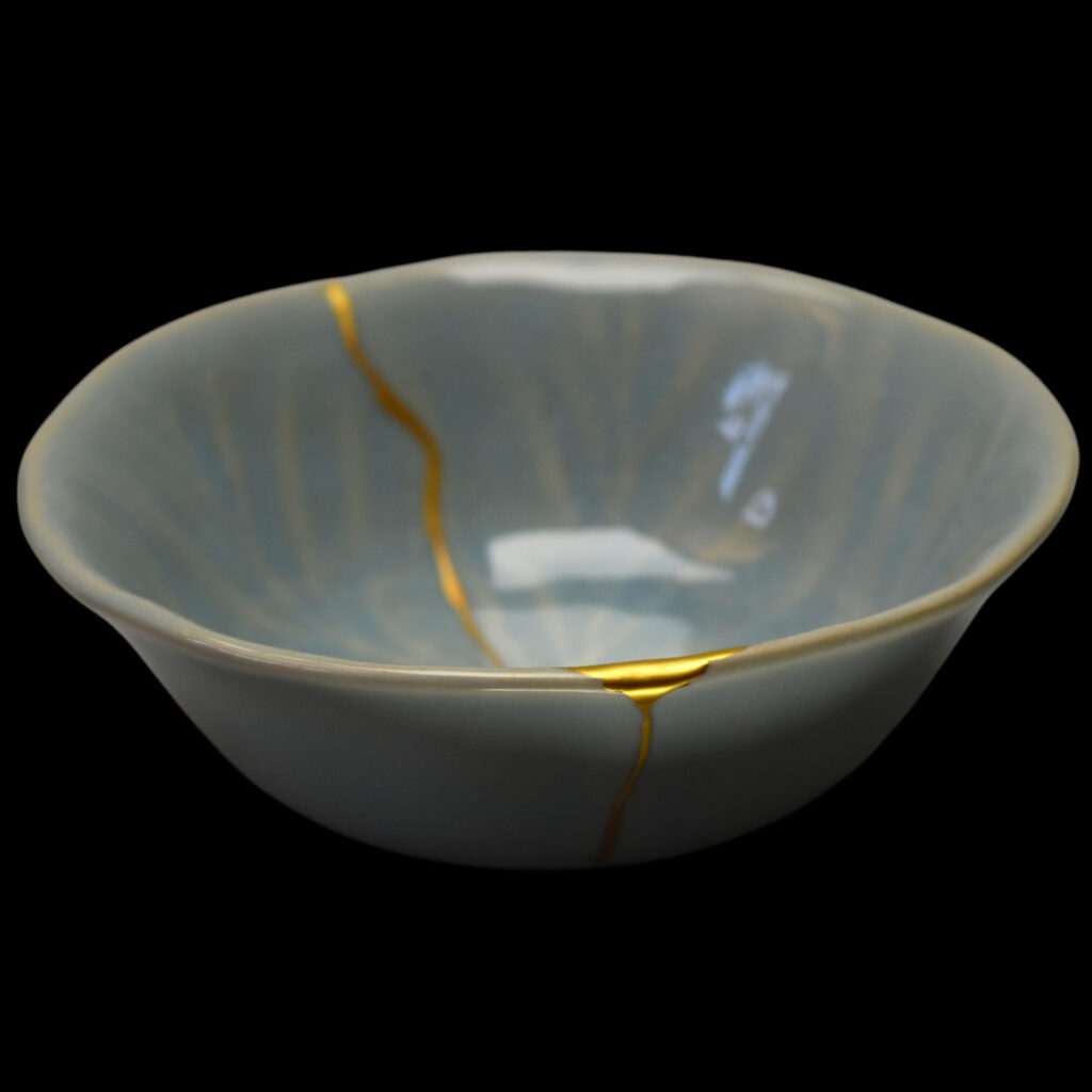 Traditional Kintsugi Shop: Kintsugi By Myriam greff