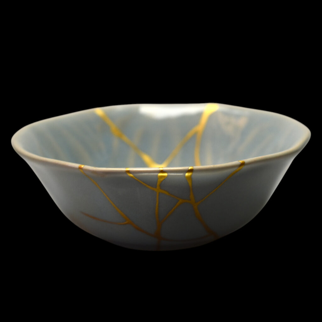 Traditional Kintsugi Shop: Kintsugi By Myriam greff
