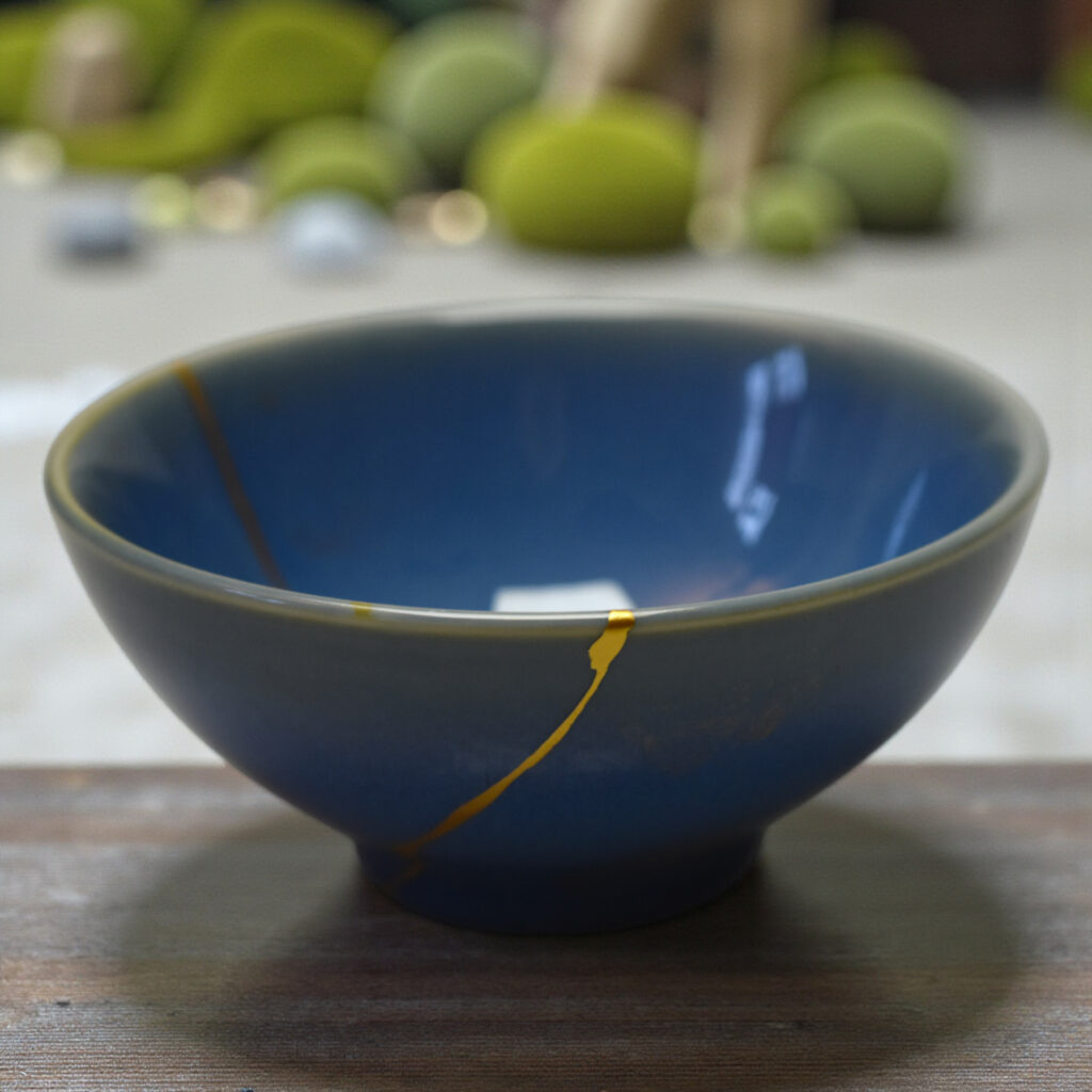 Traditional Kintsugi Shop: Kintsugi By Myriam greff