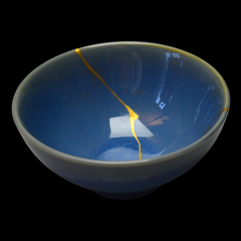 Traditional Kintsugi Shop: Kintsugi By Myriam greff