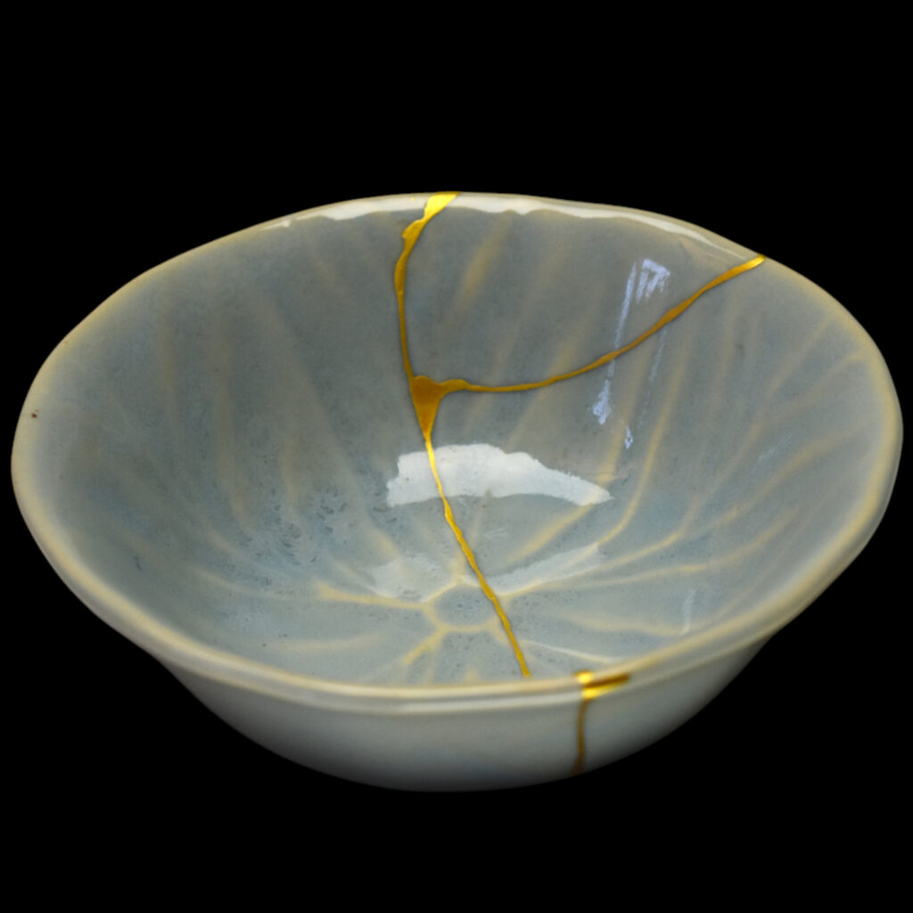 Traditional Kintsugi Shop: Kintsugi By Myriam greff