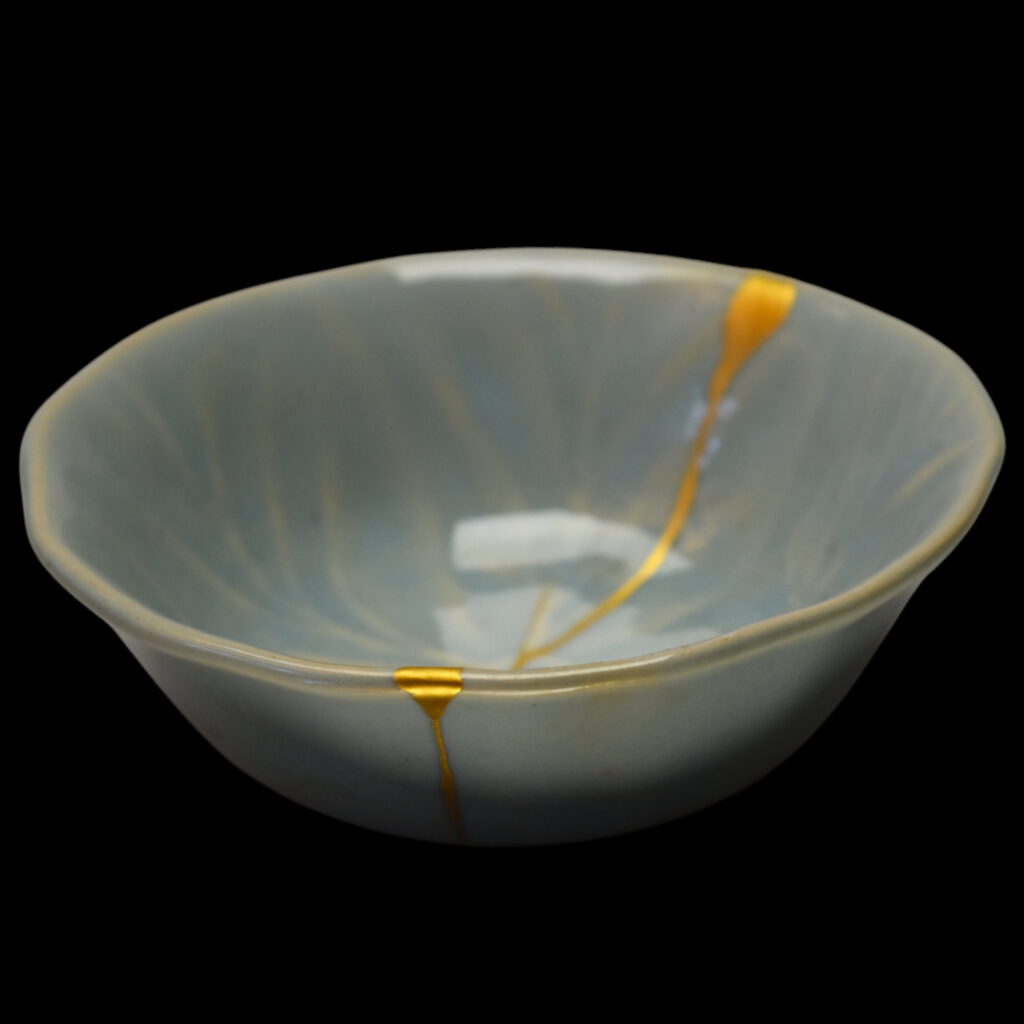 Traditional Kintsugi Shop: Kintsugi By Myriam greff