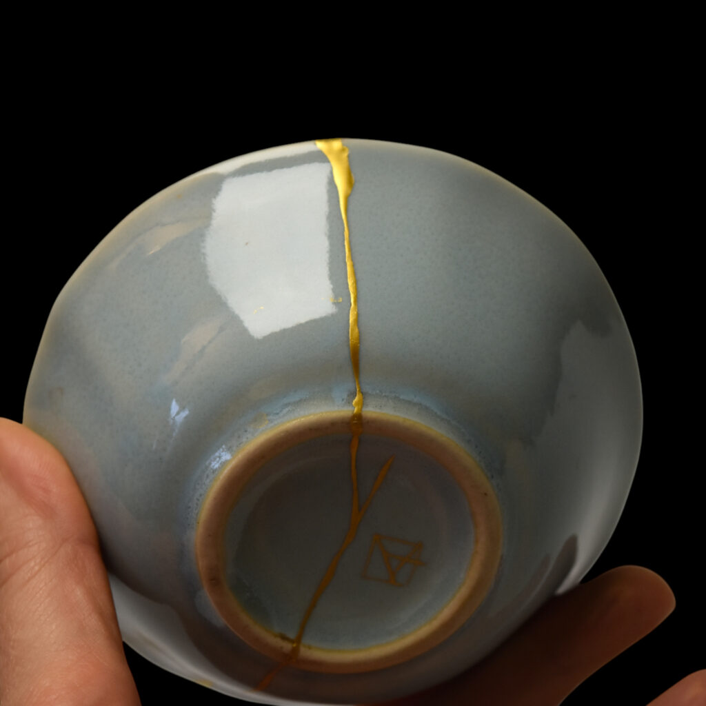 Traditional Kintsugi Shop: Kintsugi By Myriam greff