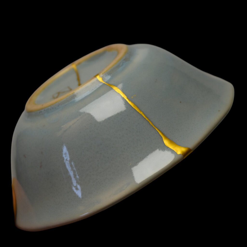 Traditional Kintsugi Shop: Kintsugi By Myriam greff