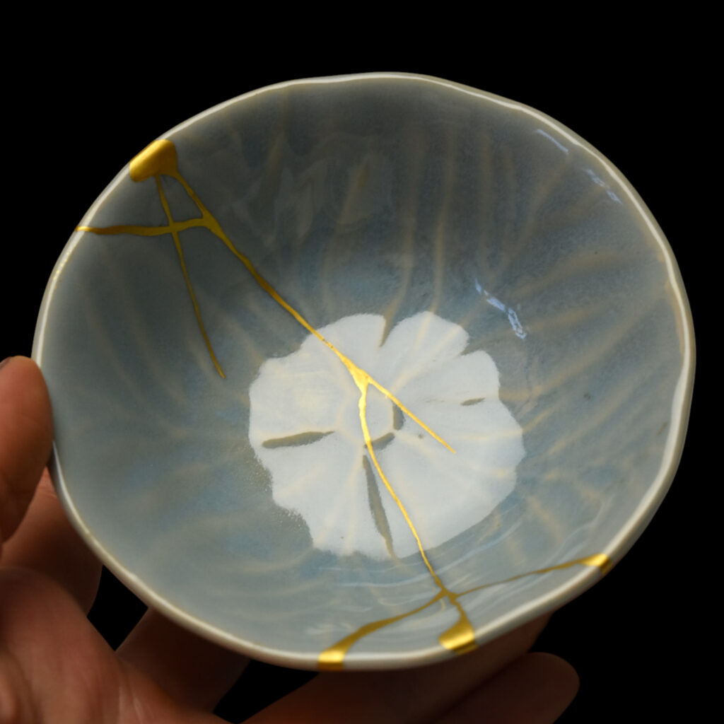 Traditional Kintsugi Shop: Kintsugi By Myriam greff