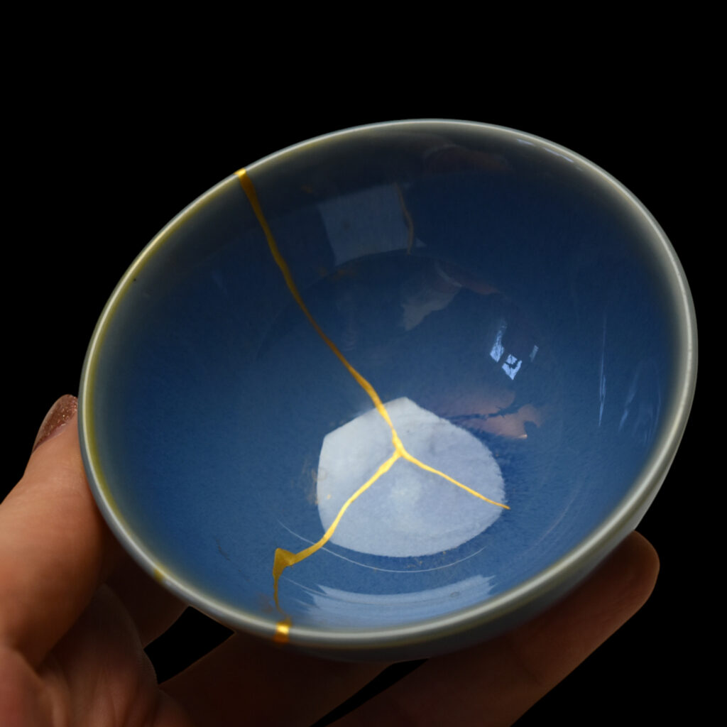 Traditional Kintsugi Shop: Kintsugi By Myriam greff