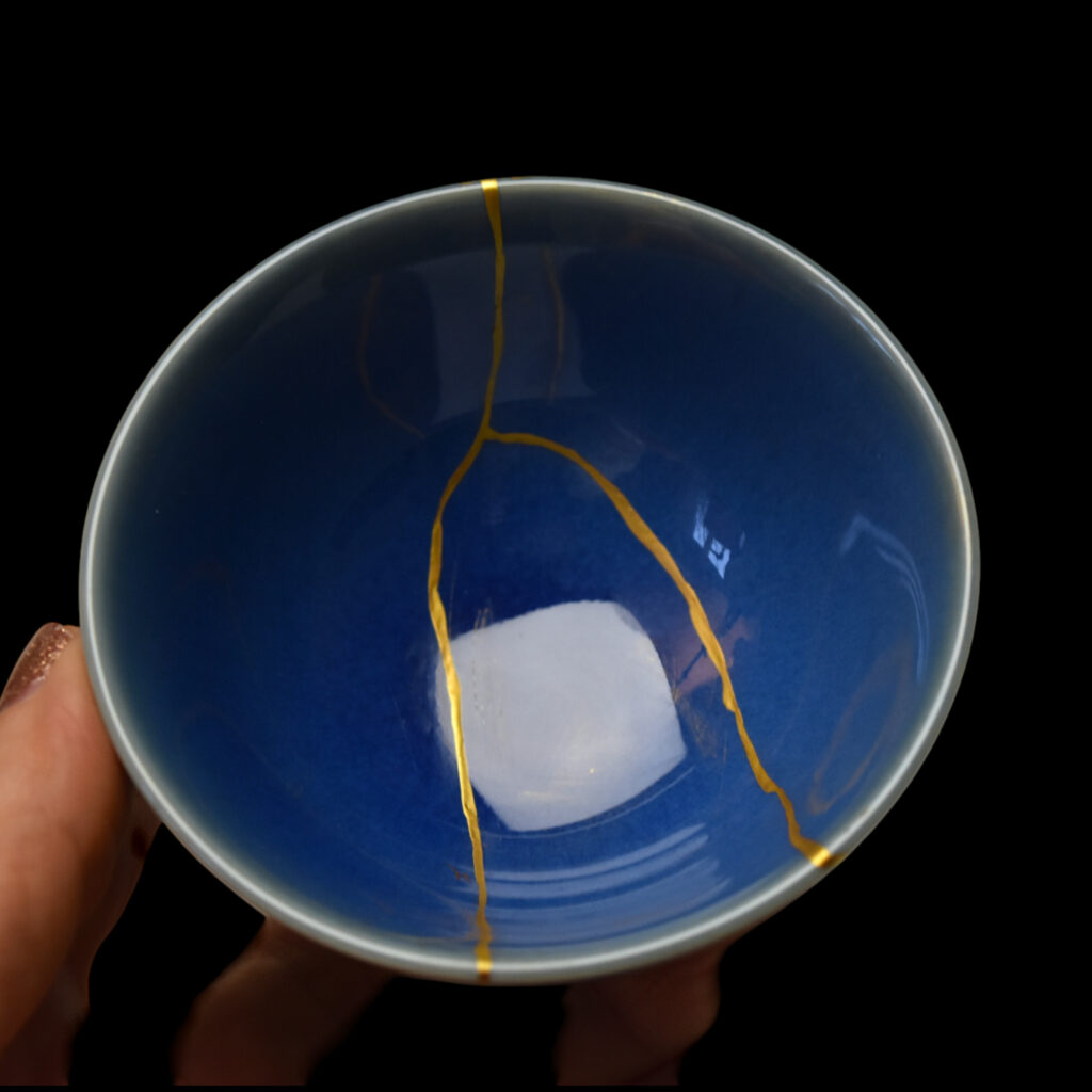 Traditional Kintsugi Shop: Kintsugi By Myriam greff