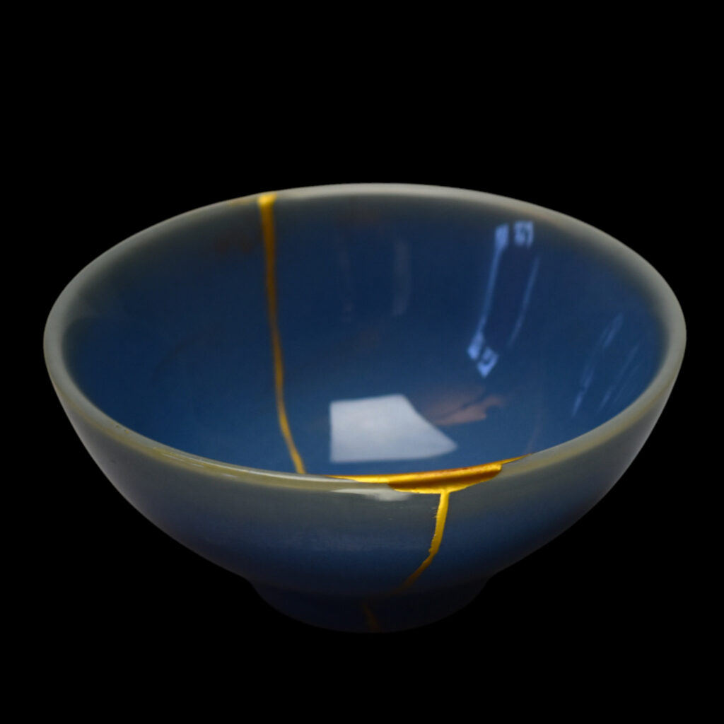 Traditional Kintsugi Shop: Kintsugi By Myriam greff