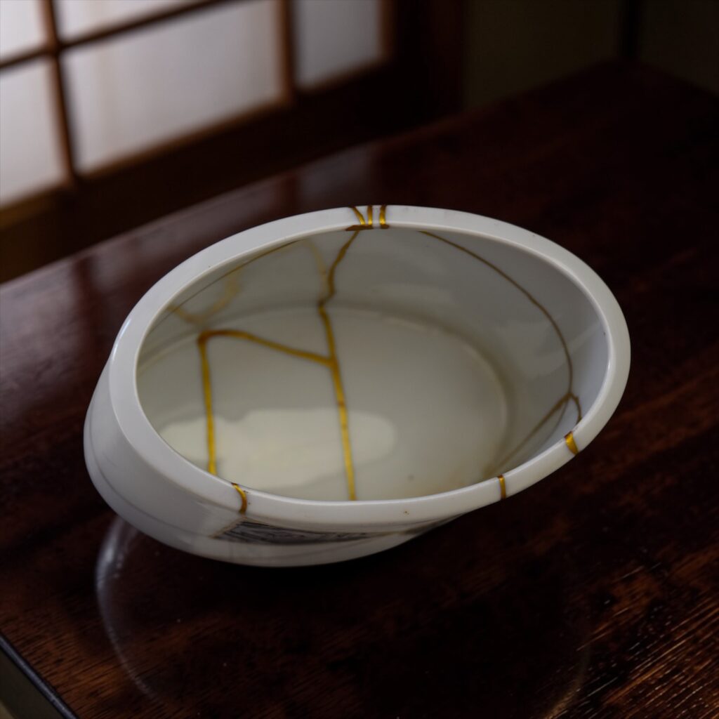 Traditional Kintsugi Shop: Kintsugi By Myriam greff