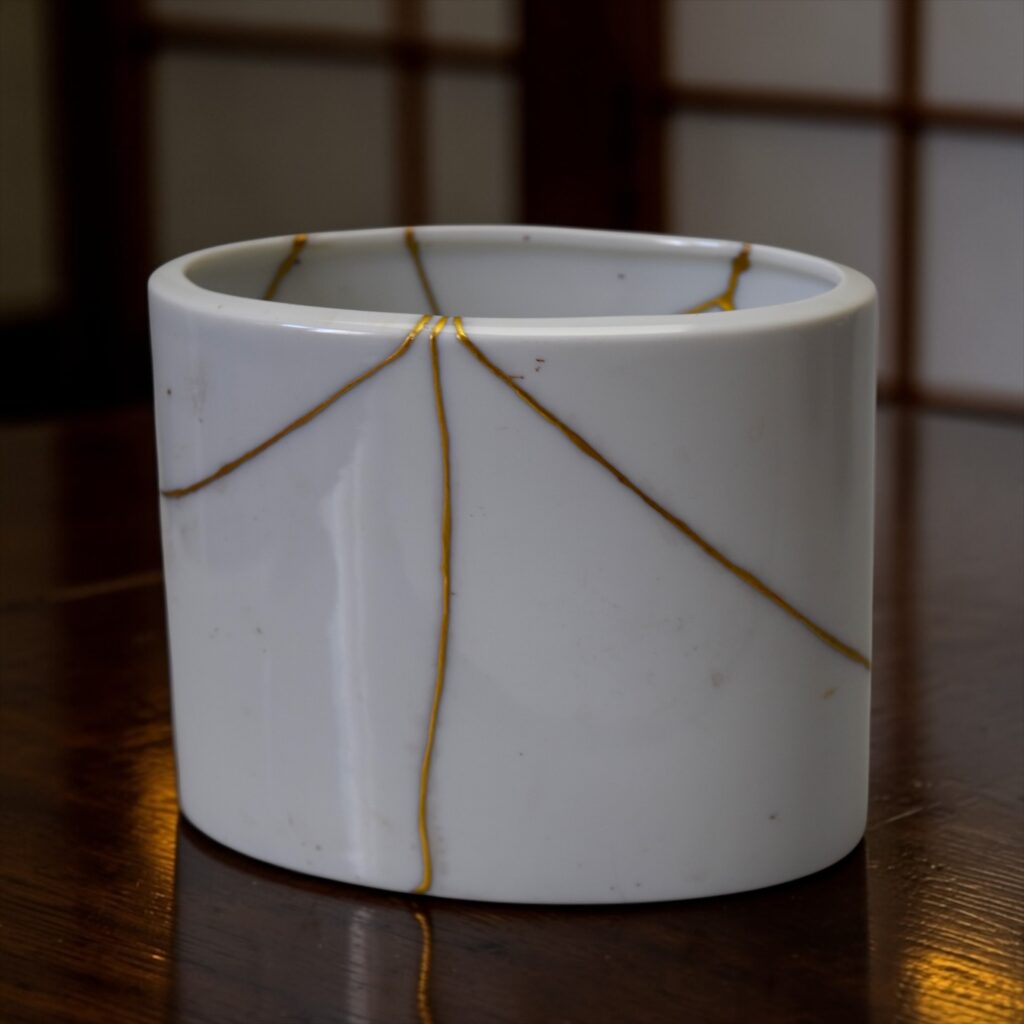Traditional Kintsugi Shop: Kintsugi By Myriam greff