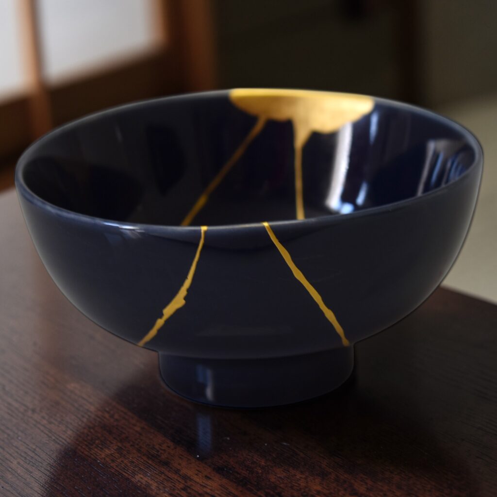 Traditional Kintsugi Shop: Kintsugi By Myriam greff