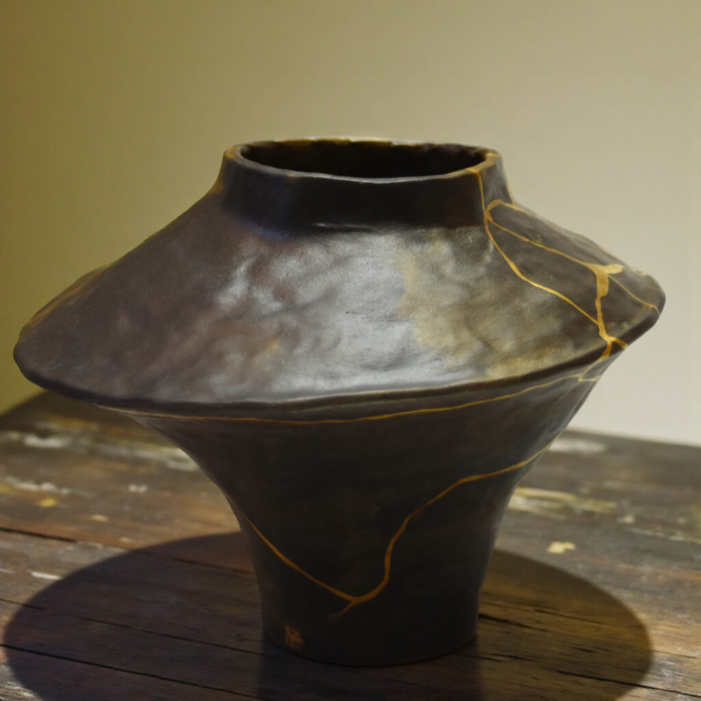 Traditional Kintsugi Shop: Kintsugi By Myriam greff