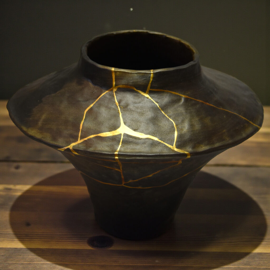 Traditional Kintsugi Shop: Kintsugi By Myriam greff