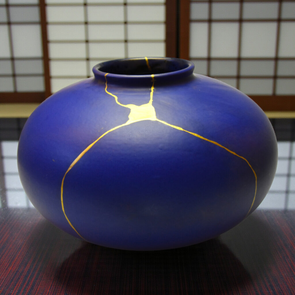 Traditional Kintsugi Shop: Kintsugi By Myriam greff