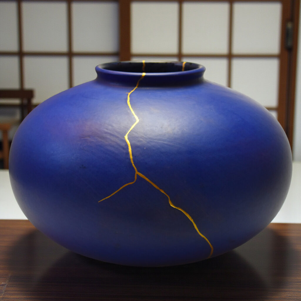 Traditional Kintsugi Shop: Kintsugi By Myriam greff