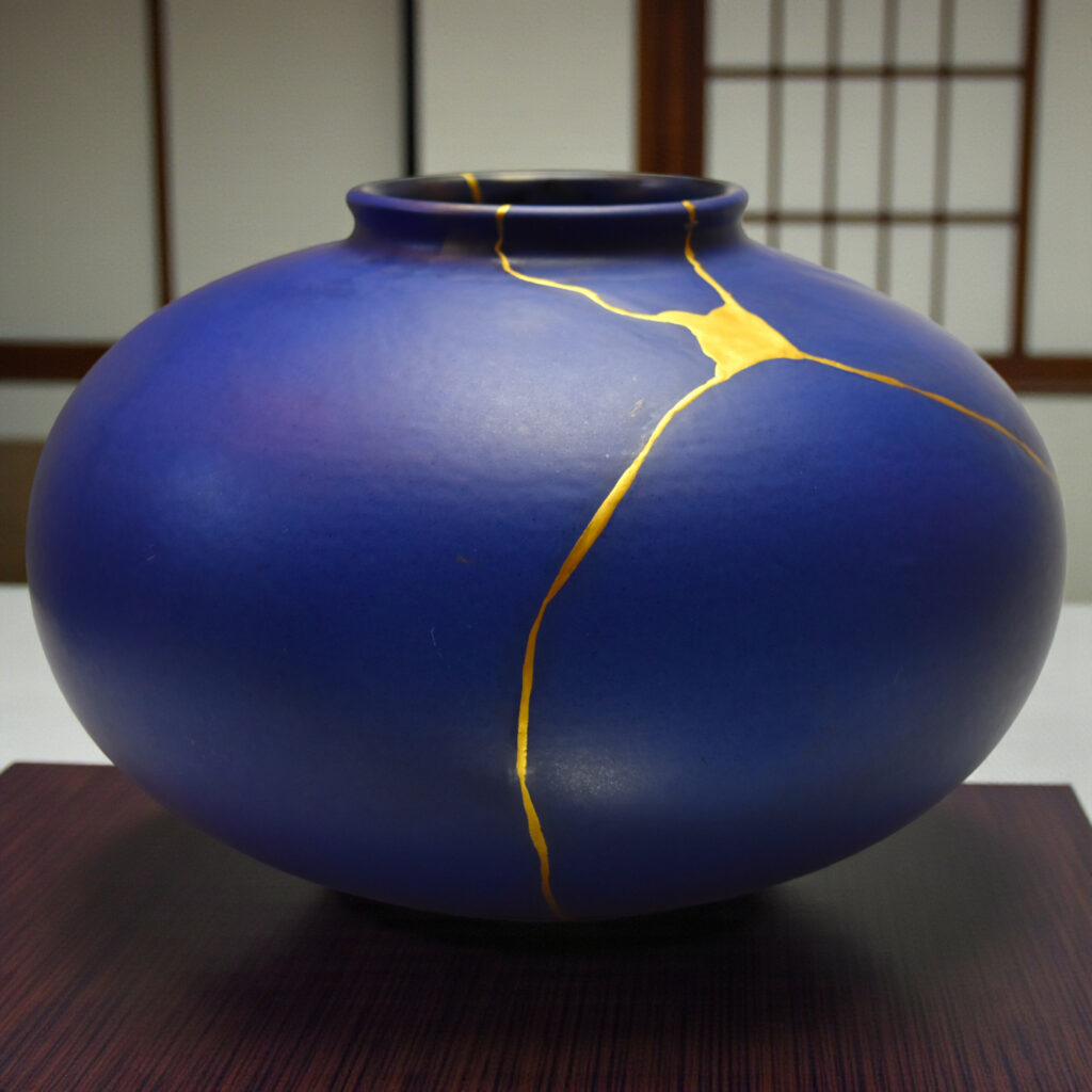 Traditional Kintsugi Shop: Kintsugi By Myriam greff